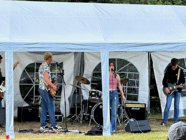 Band 2024